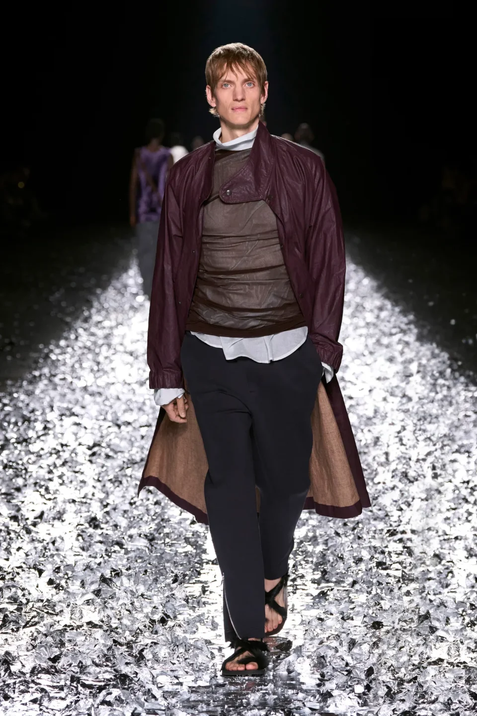 00033-dries-van-noten-spring-2025-menswear-credit-gorunway