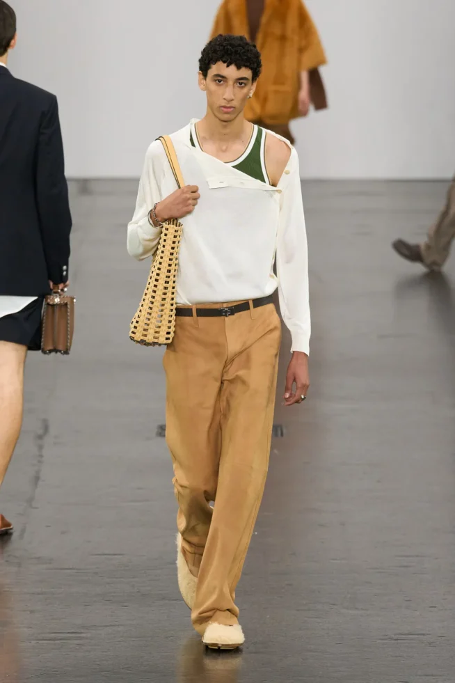 00033-fendi-spring-2025-menswear-credit-gorunway
