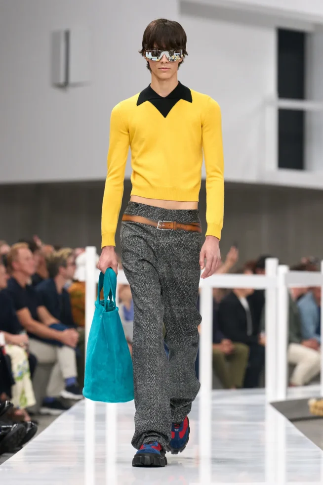 00034-prada-spring-2025-menswear-credit-gorunway