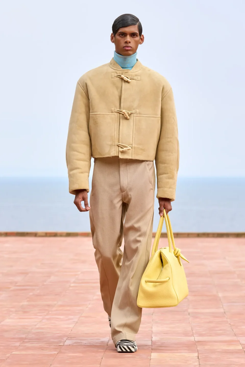 00035-jacquemus-fall-24-ready-to-wear-credit-gorunway