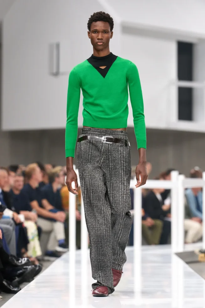 00035-prada-spring-2025-menswear-credit-gorunway