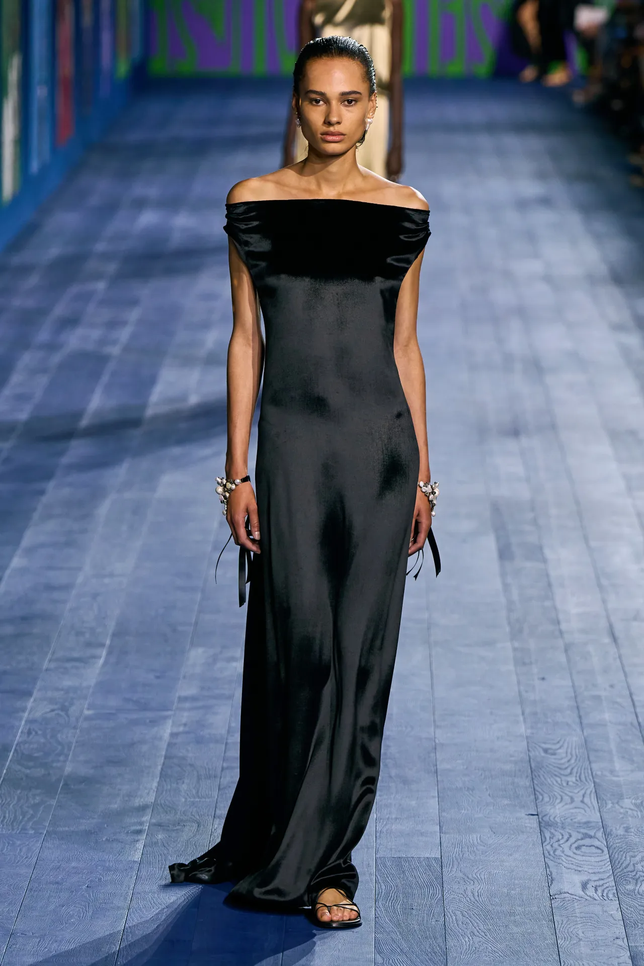 00038-christian-dior-fall-2024-couture-credit-gorunway