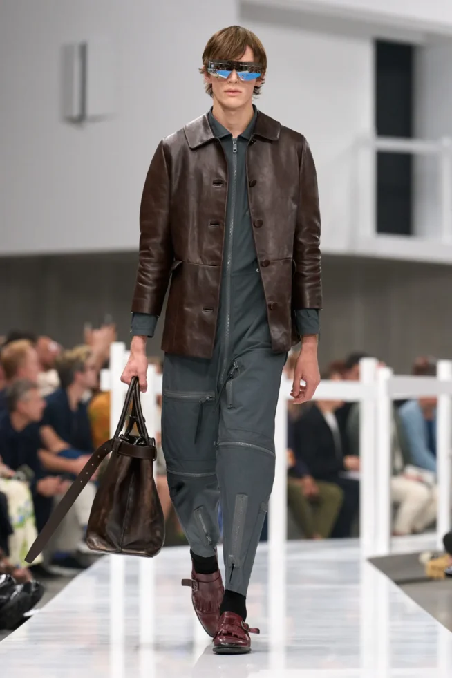 00038-prada-spring-2025-menswear-credit-gorunway