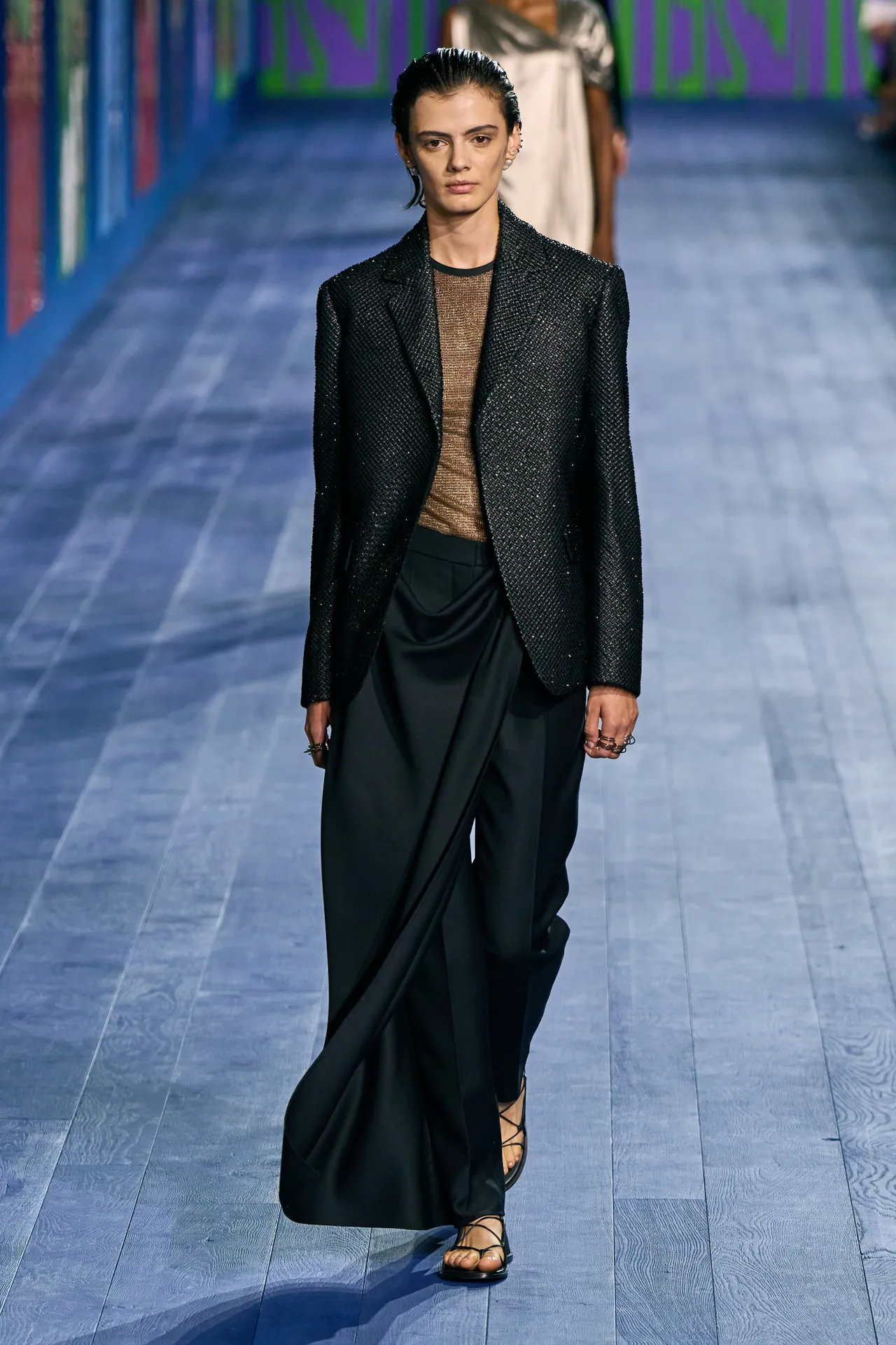 00040-christian-dior-fall-2024-couture-credit-gorunway