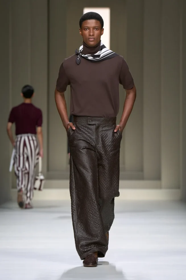 00040-dolce-and-gabbana-spring-2025-menswear-credit-gorunway