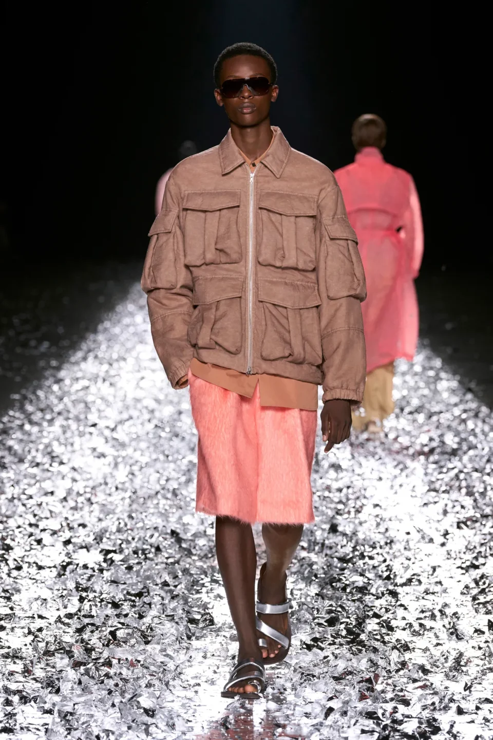 00040-dries-van-noten-spring-2025-menswear-credit-gorunway
