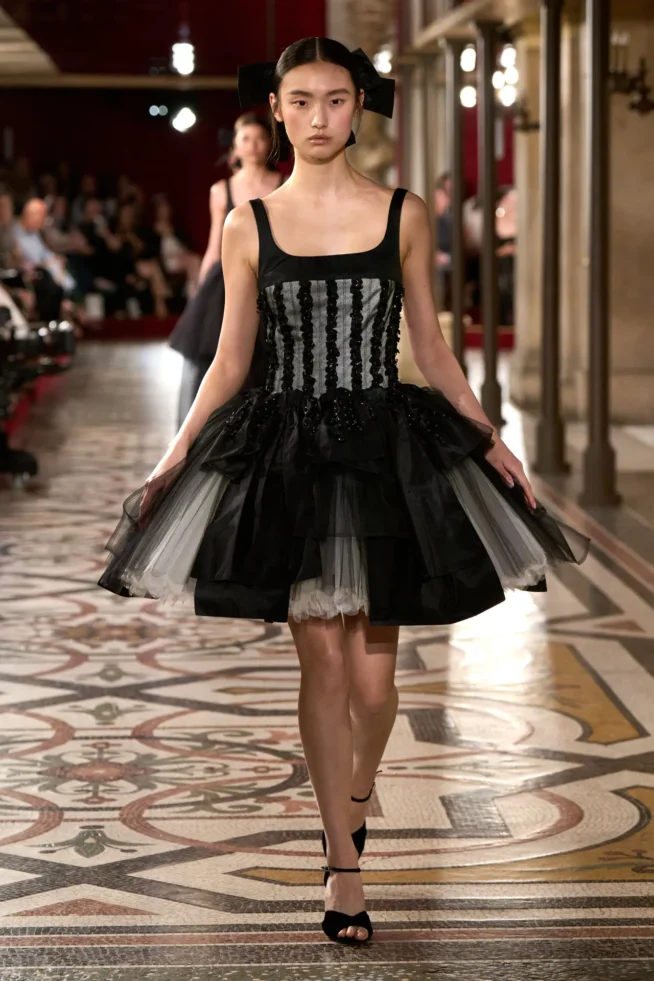 00041-chanel-fall-2024-couture-credit-gorunway
