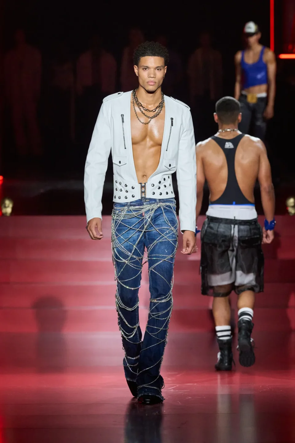 00041-dsquared2-spring-2025-menswear-credit-gorunway