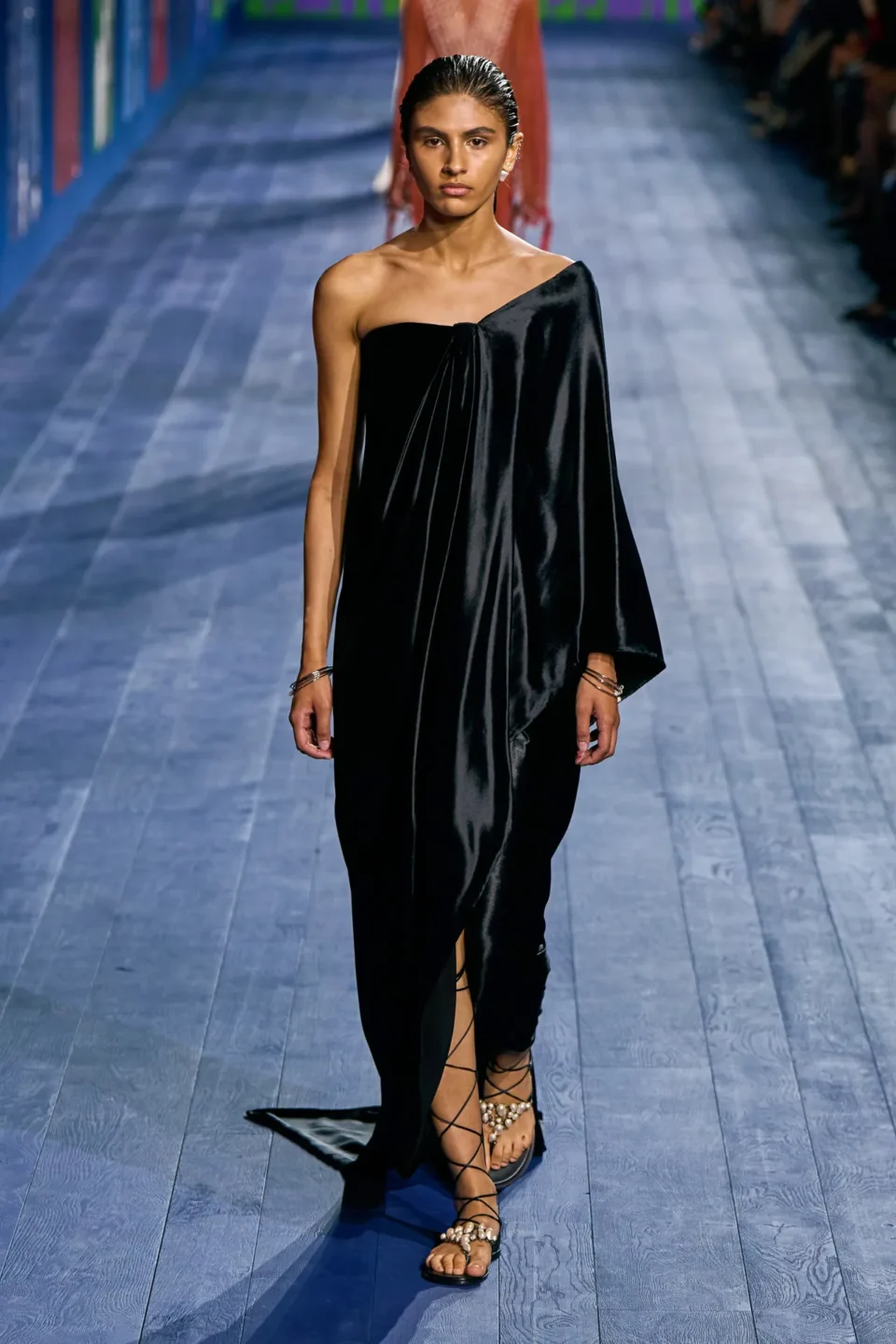 00042-christian-dior-fall-2024-couture-credit-gorunway