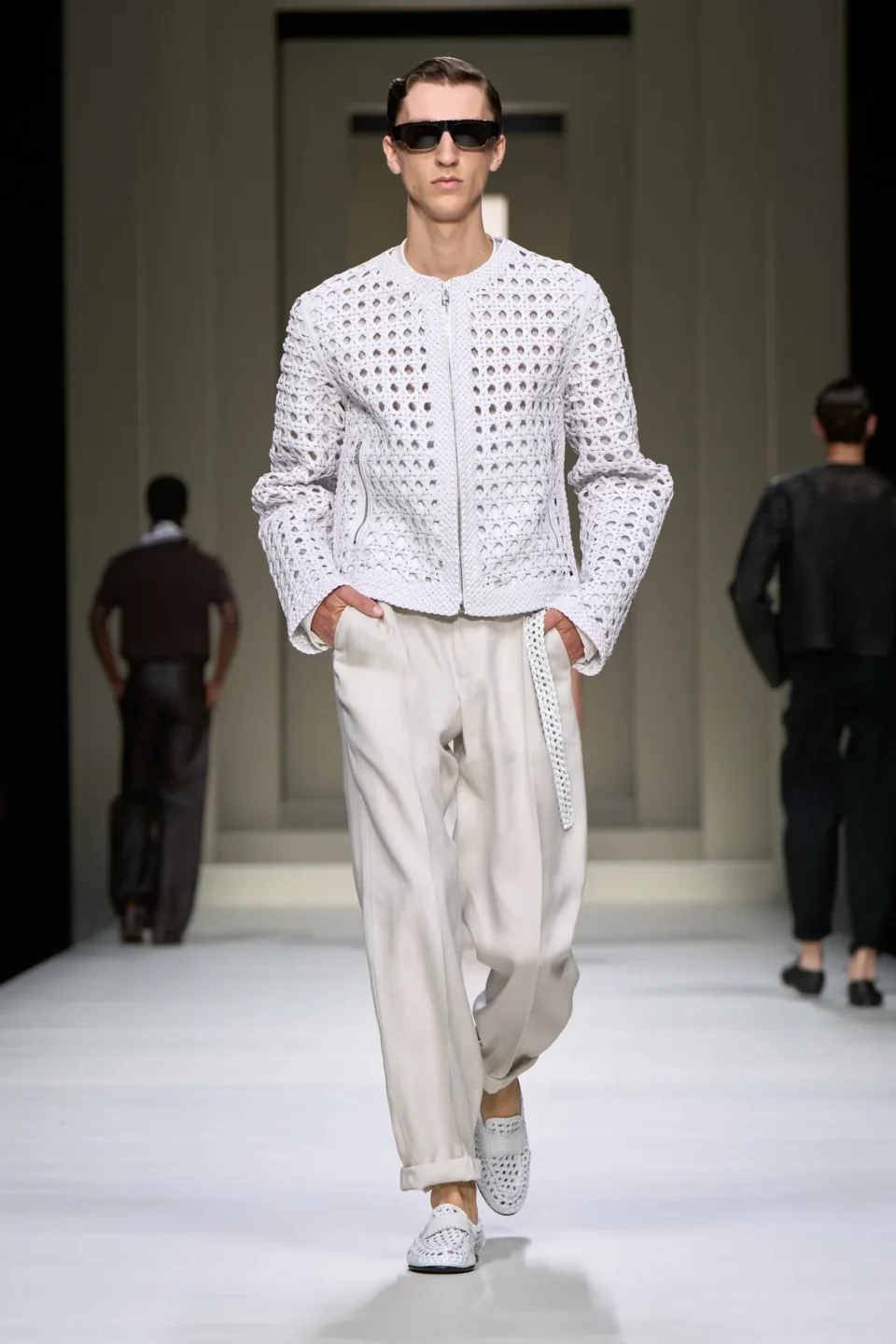 00042-dolce-and-gabbana-spring-2025-menswear-credit-gorunway