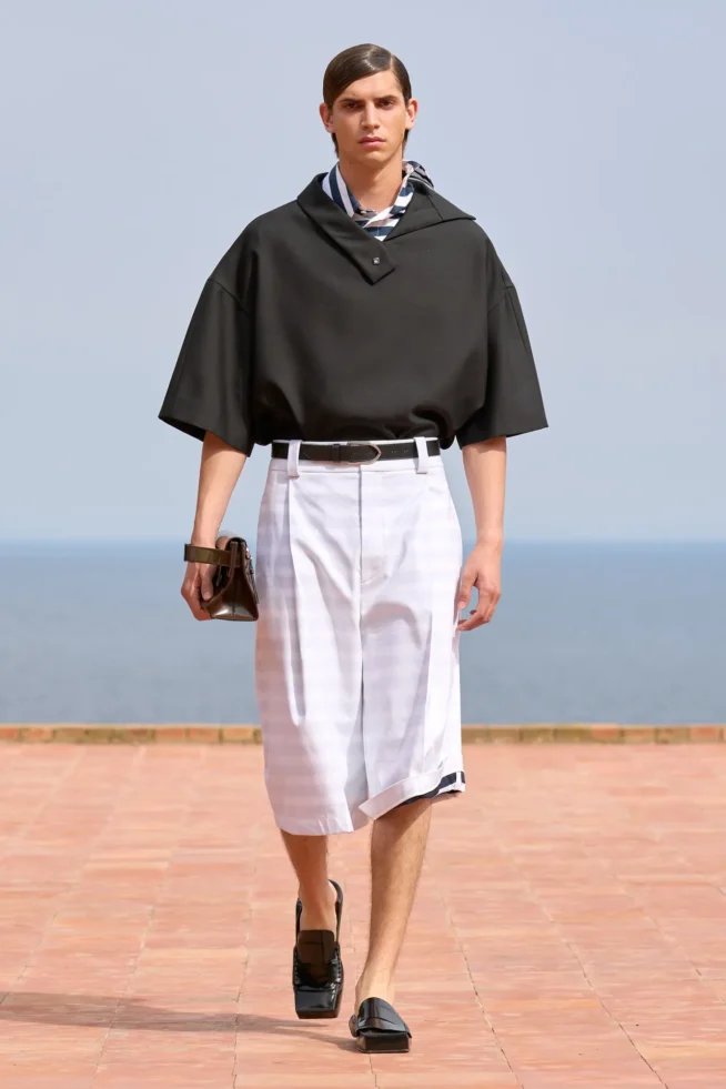 00042-jacquemus-fall-24-ready-to-wear-credit-gorunway