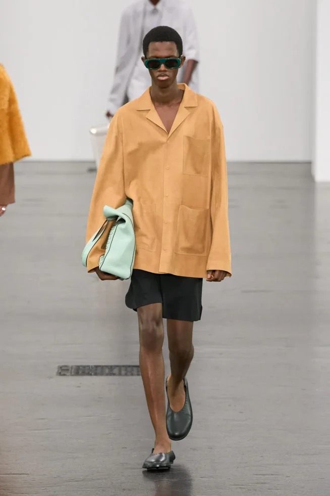 00044-fendi-spring-2025-menswear-credit-gorunway