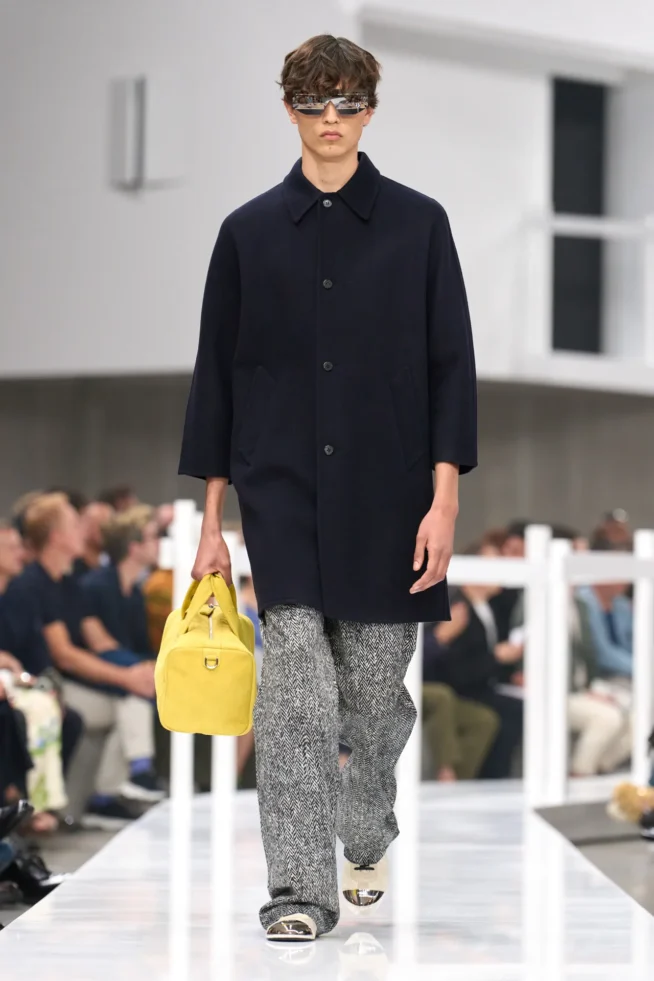 00044-prada-spring-2025-menswear-credit-gorunway