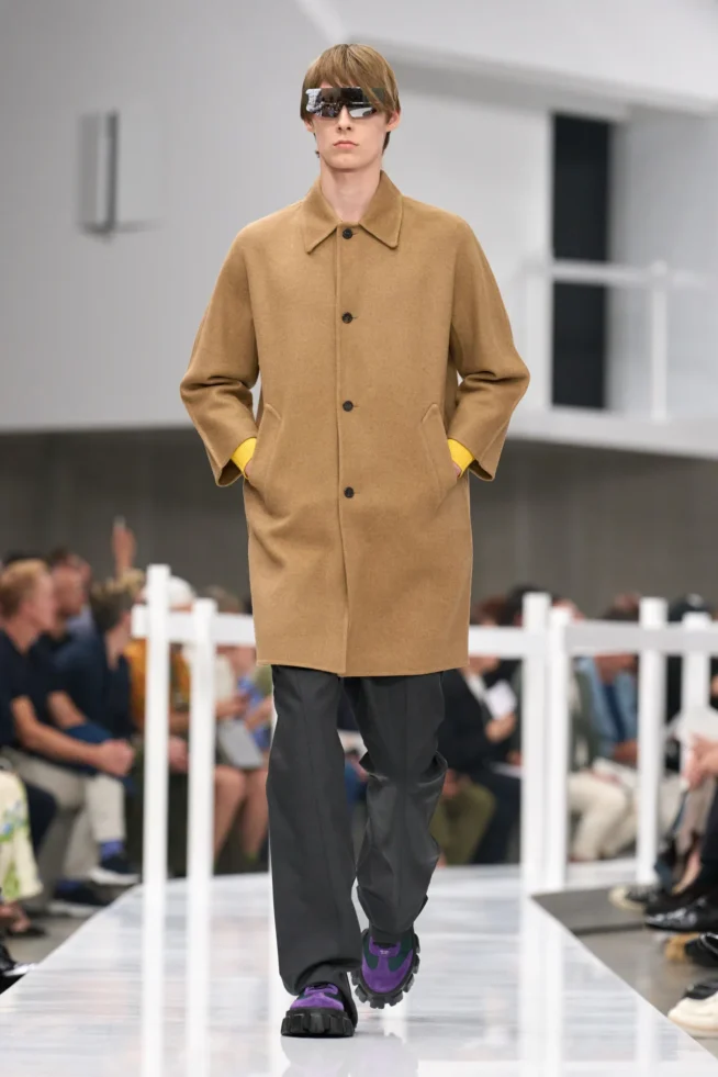 00046-prada-spring-2025-menswear-credit-gorunway