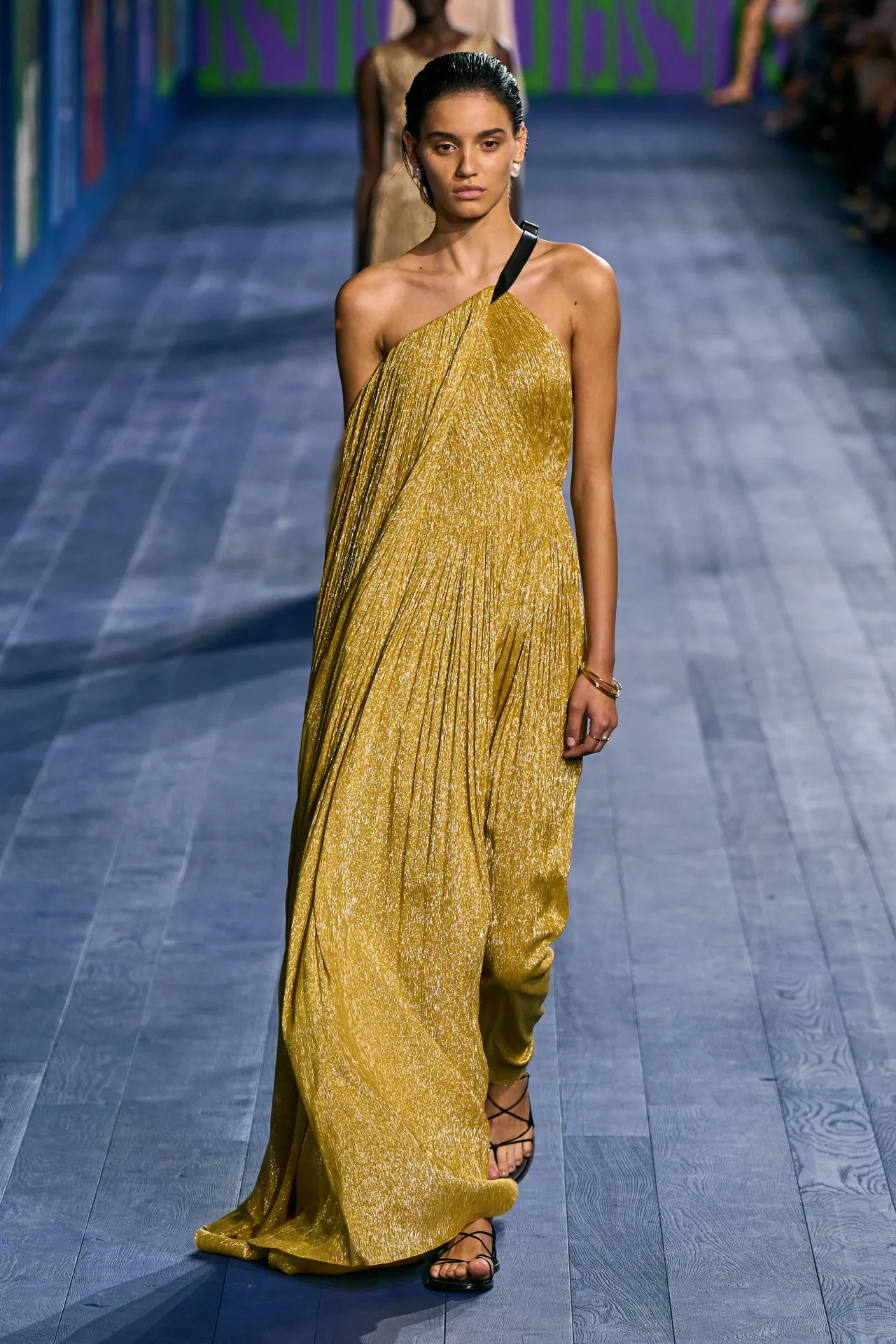 00048-christian-dior-fall-2024-couture-credit-gorunway