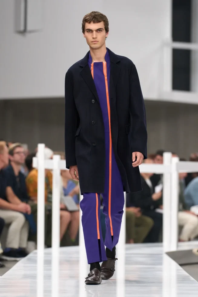 00052-prada-spring-2025-menswear-credit-gorunway