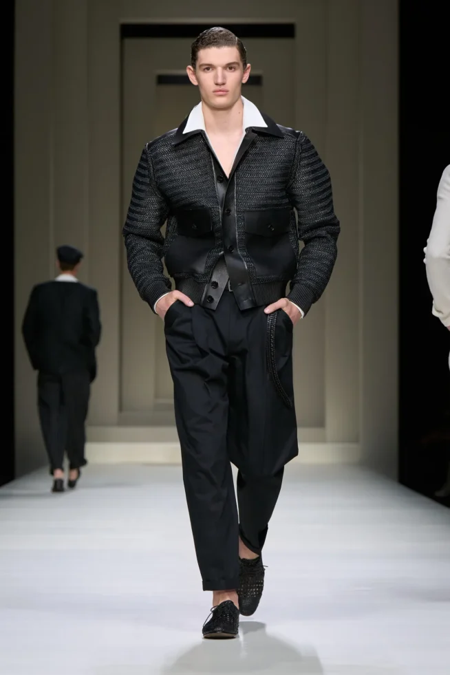 00056-dolce-and-gabbana-spring-2025-menswear-credit-gorunway
