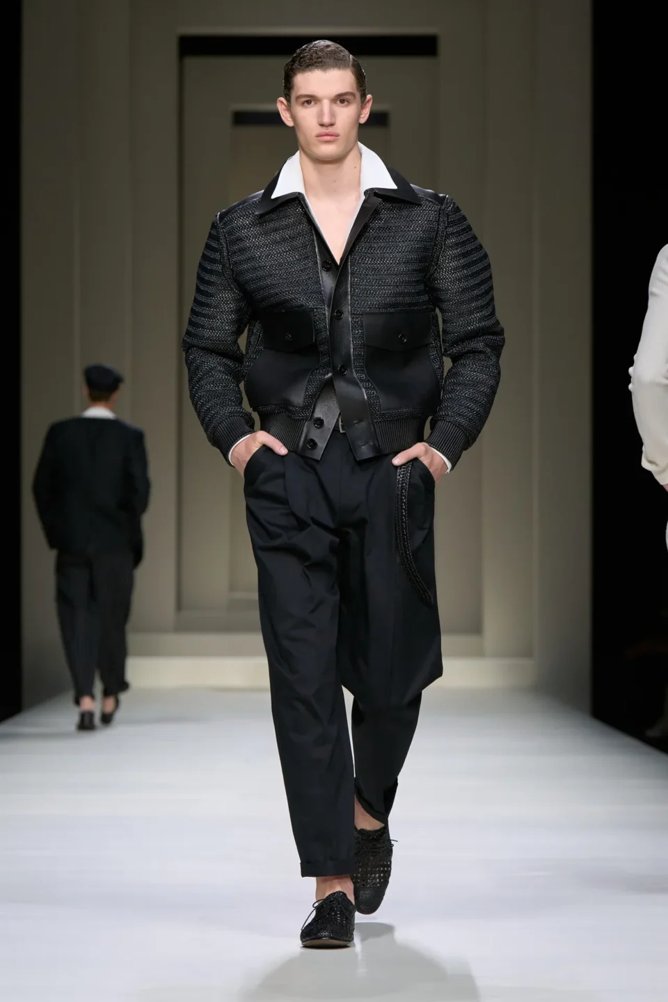 00056-dolce-and-gabbana-spring-2025-menswear-credit-gorunway