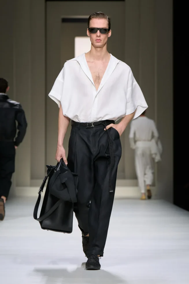 00057-dolce-and-gabbana-spring-2025-menswear-credit-gorunway