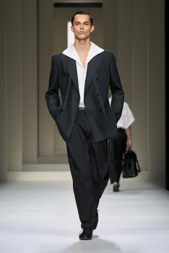 00059-dolce-and-gabbana-spring-2025-menswear-credit-gorunway