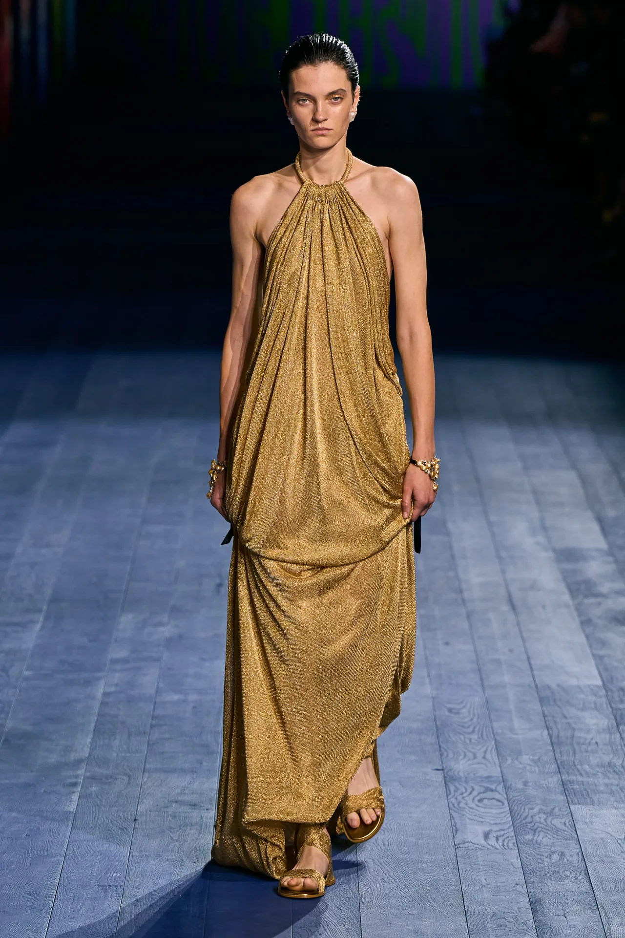 00061-christian-dior-fall-2024-couture-credit-gorunway