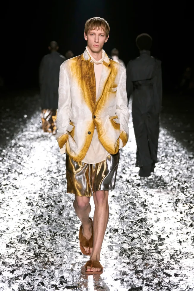 00063-dries-van-noten-spring-2025-menswear-credit-gorunway