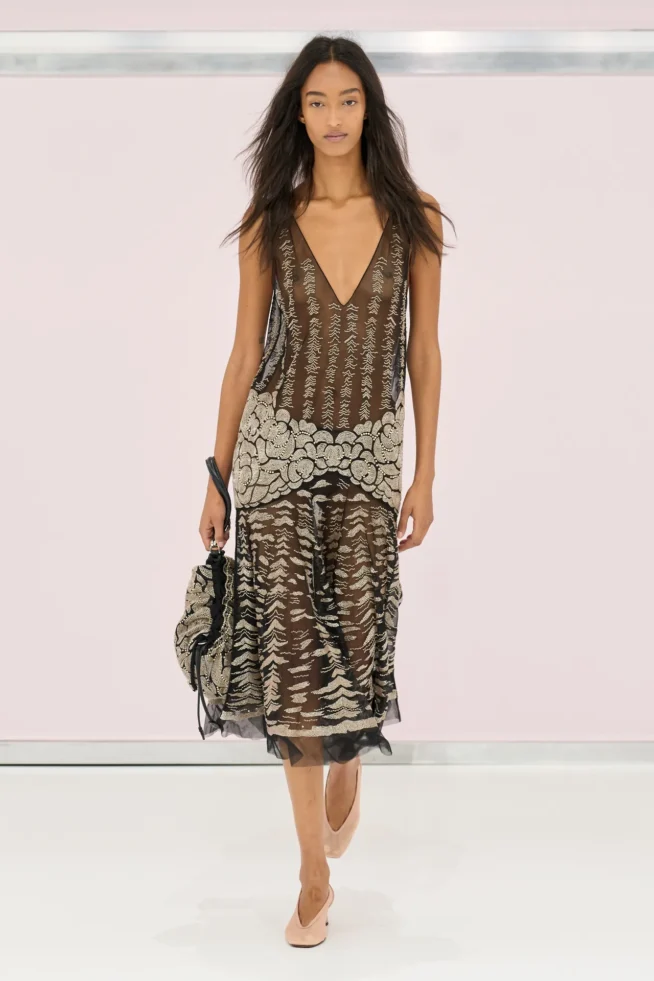 00003-fendi-spring-2025-ready-to-wear-credit-gorunway