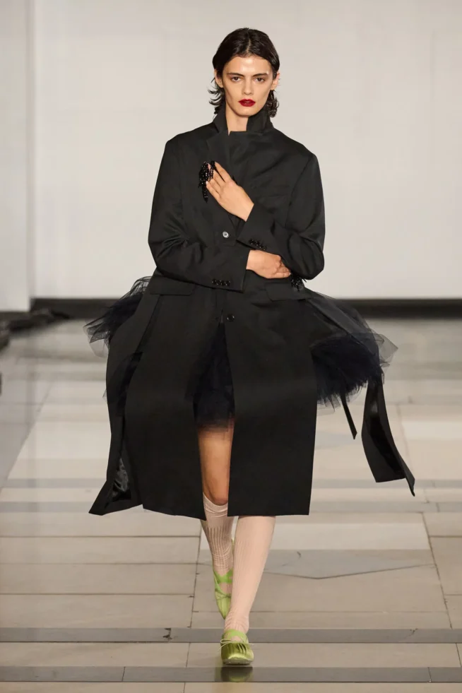 00004-simone-rocha-spring-2025-ready-to-wear-credit-gorunway