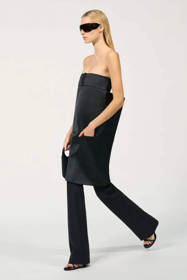 00006-courreges-spring-2025-ready-to-wear-credit-brand