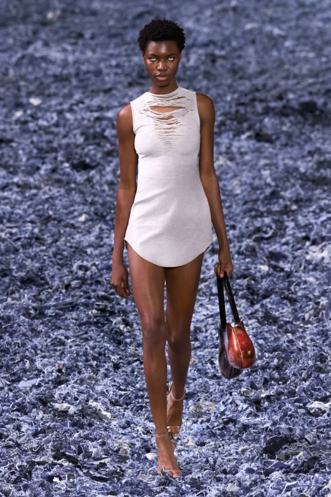 00008-diesel-spring-2025-ready-to-wear-credit-gorunway