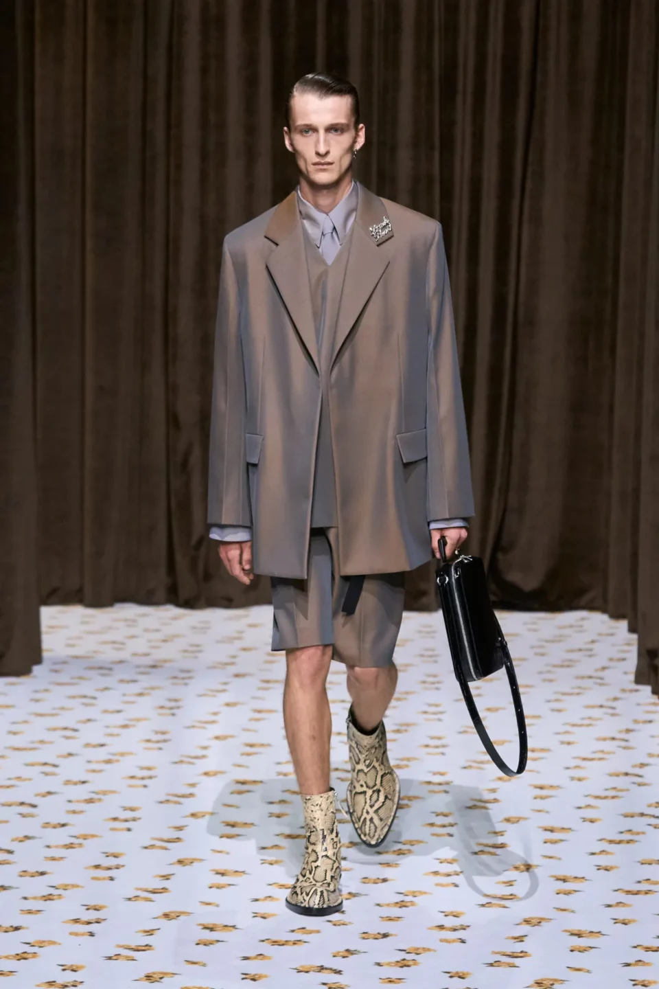 00008-jil-sander-spring-2025-ready-to-wear-credit-gorunway