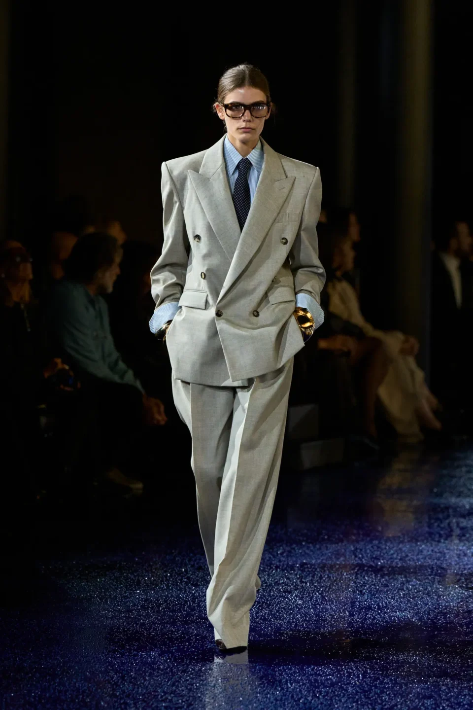 00009-saint-laurent-spring-2025-ready-to-wear-credit-gorunway