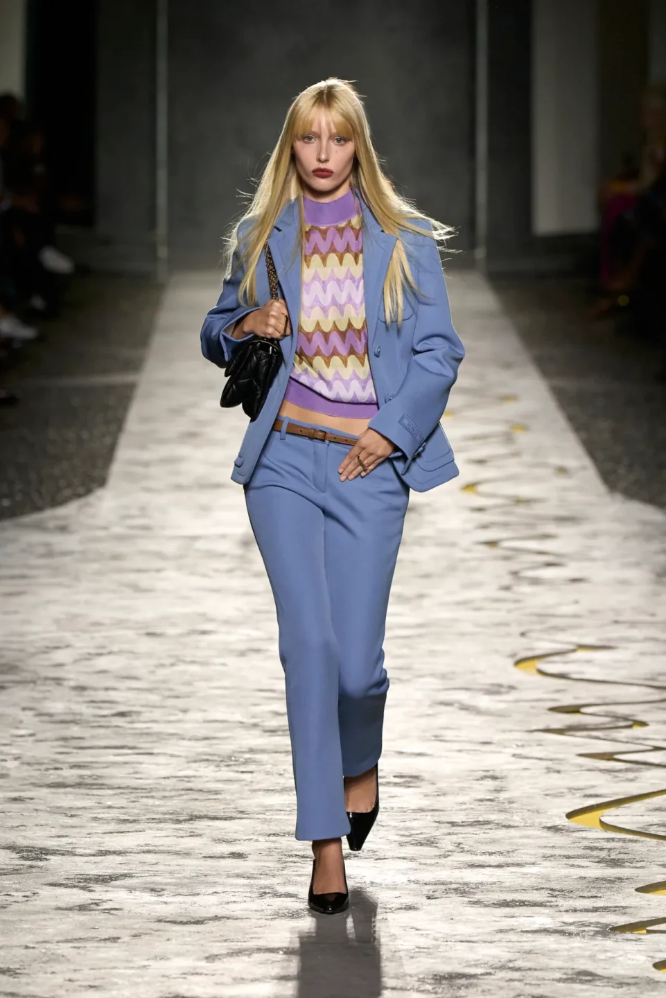 00009-versace-spring-2025-ready-to-wear-credit-gorunway