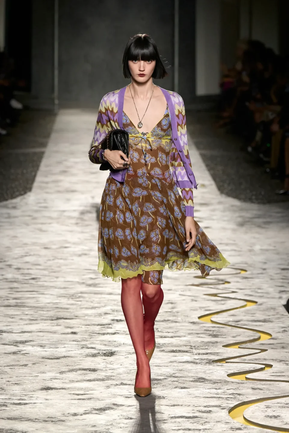 00012-versace-spring-2025-ready-to-wear-credit-gorunway