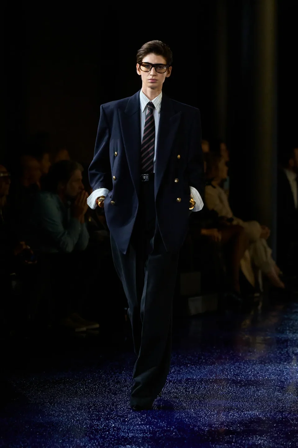00015-saint-laurent-spring-2025-ready-to-wear-credit-gorunway