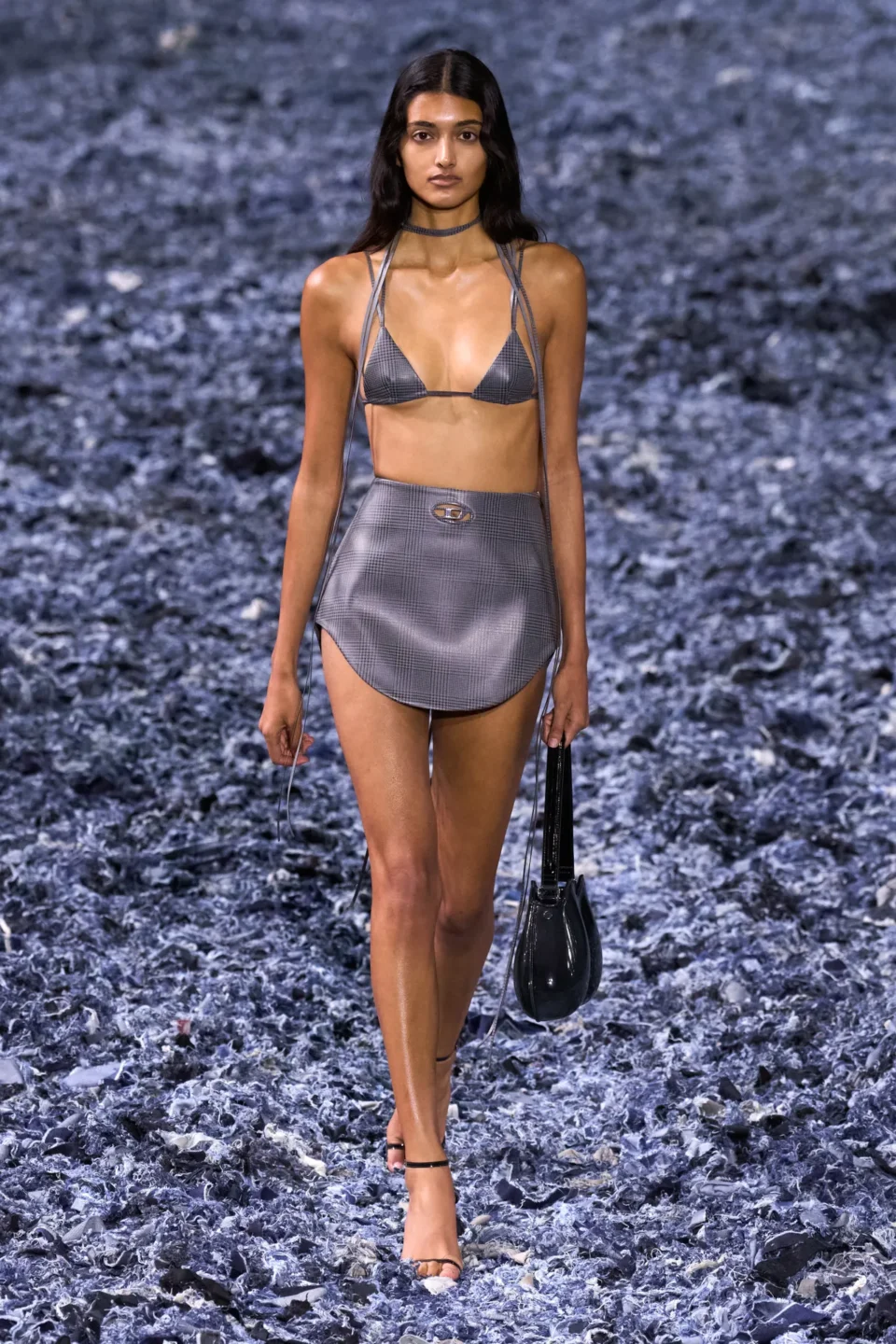00016-diesel-spring-2025-ready-to-wear-credit-gorunway