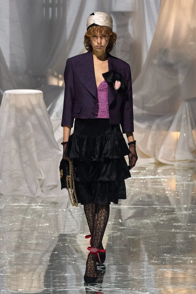 00016-valentino-spring-2025-ready-to-wear-credit-gorunway