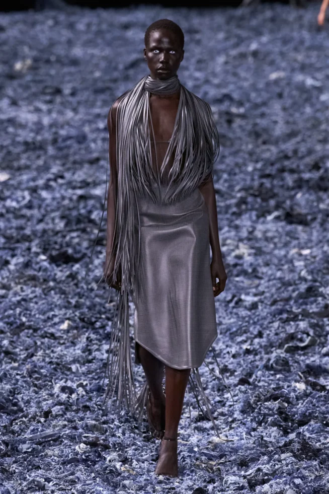00017-diesel-spring-2025-ready-to-wear-credit-gorunway