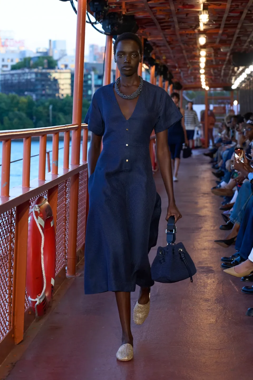 00017-tommy-hilfiger-spring-2025-ready-to-wear-credit-brand