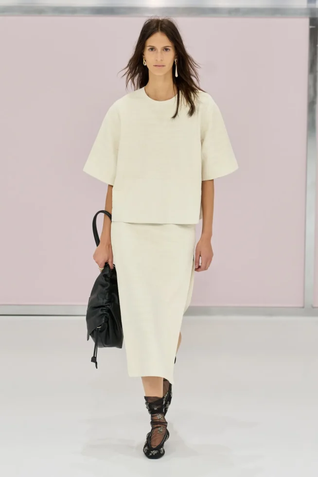 00018-fendi-spring-2025-ready-to-wear-credit-gorunway
