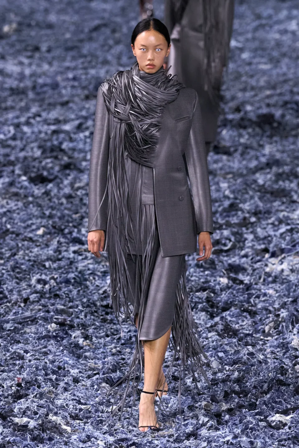 00019-diesel-spring-2025-ready-to-wear-credit-gorunway