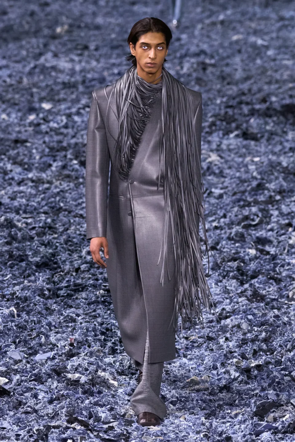 00020-diesel-spring-2025-ready-to-wear-credit-gorunway