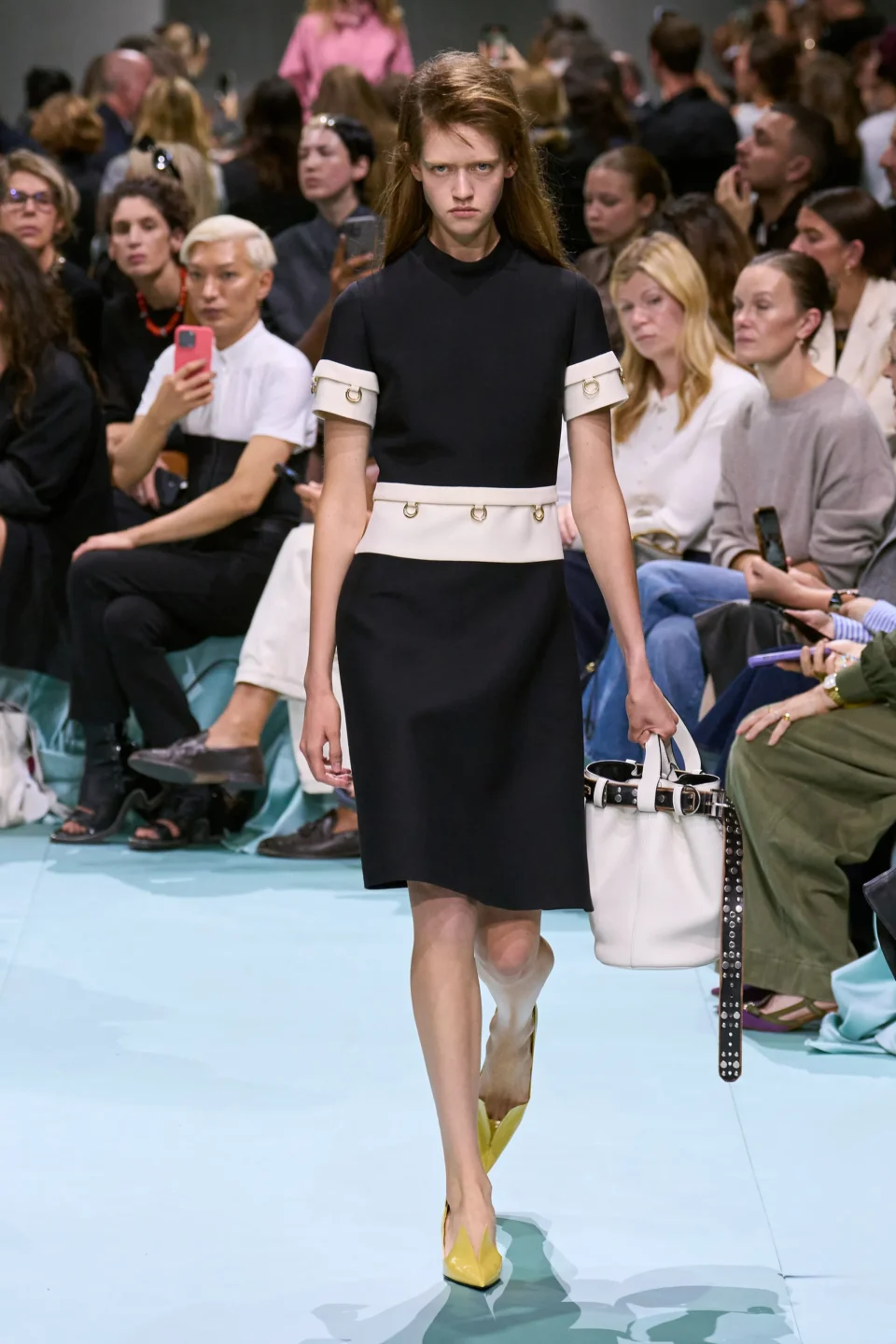 00021-prada-VERAO-2025