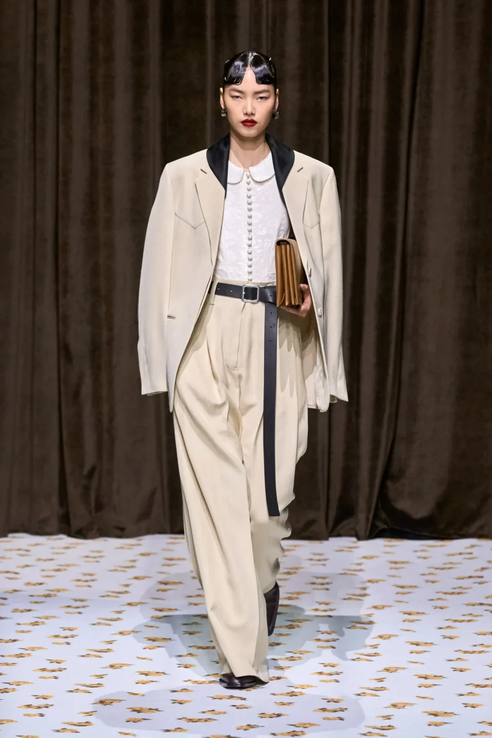 00023-jil-sander-spring-2025-ready-to-wear-credit-gorunway
