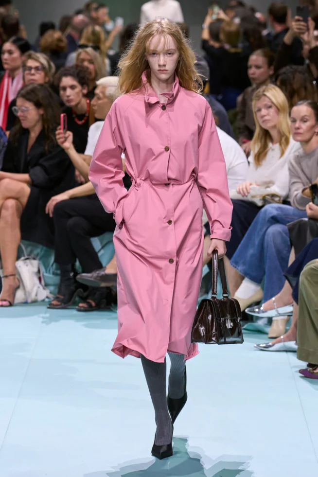 00023-prada-VERAO-2025