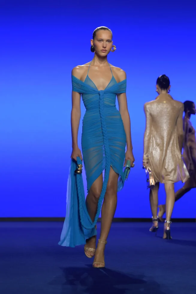 00023-schiaparelli-spring-2025-ready-to-wear-credit-brand