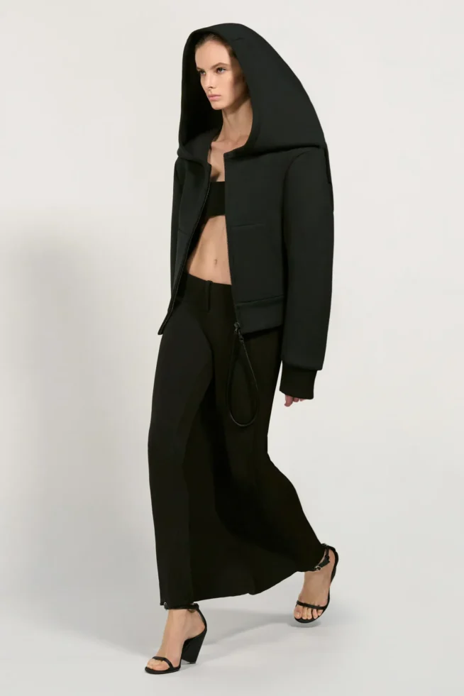 00025-courreges-spring-2025-ready-to-wear-credit-brand