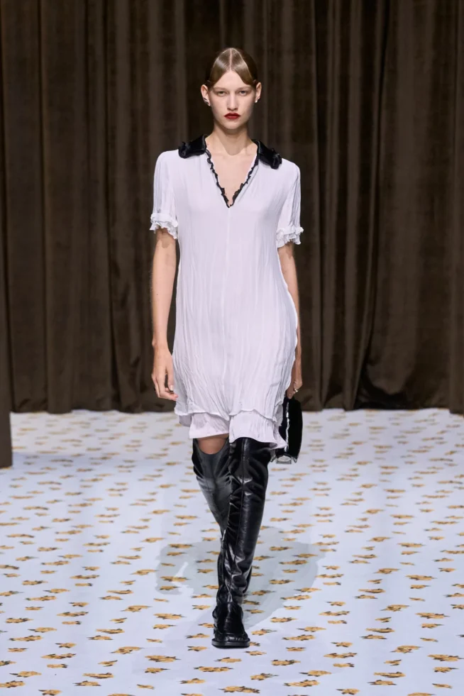 00025-jil-sander-spring-2025-ready-to-wear-credit-gorunway