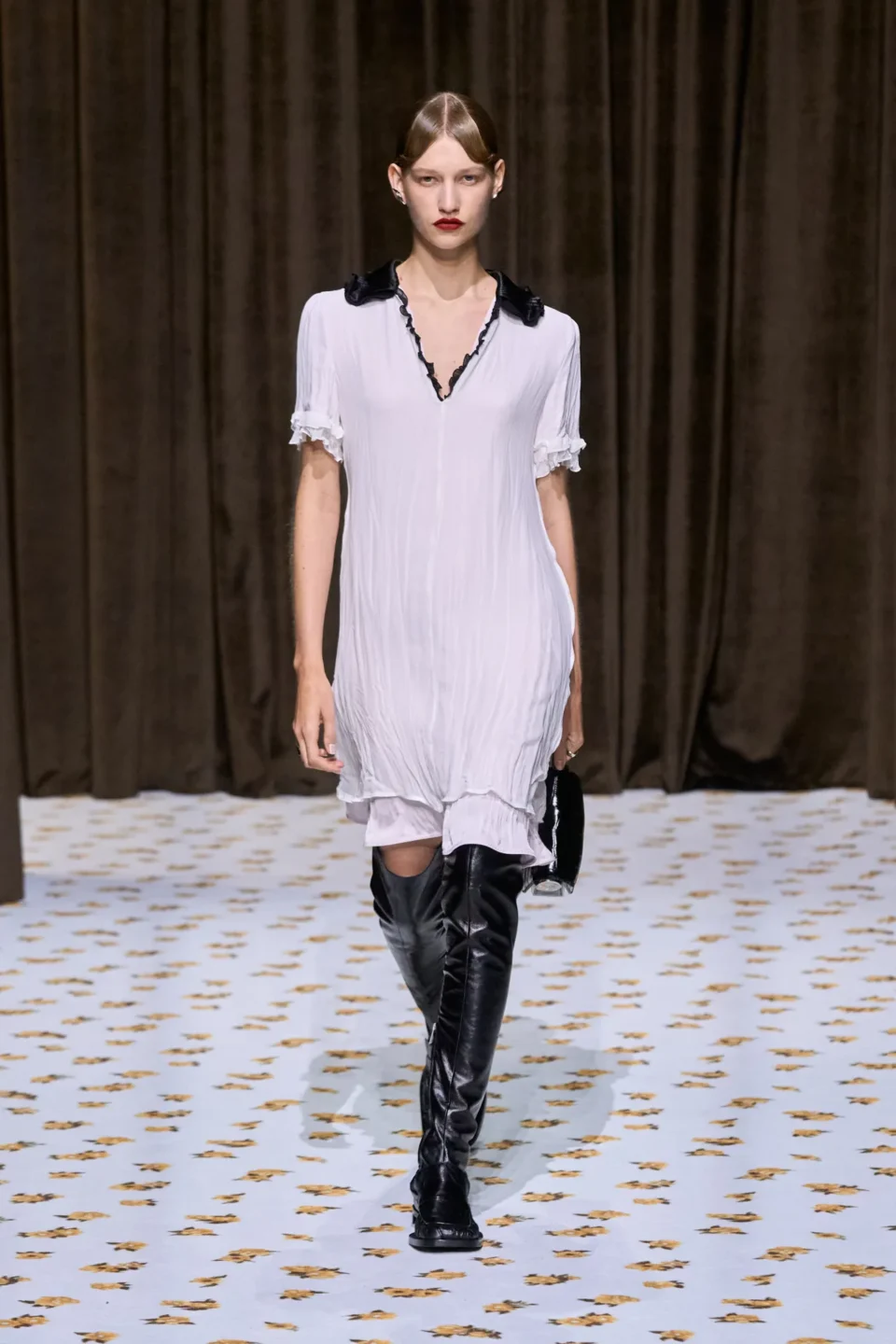 00025-jil-sander-spring-2025-ready-to-wear-credit-gorunway