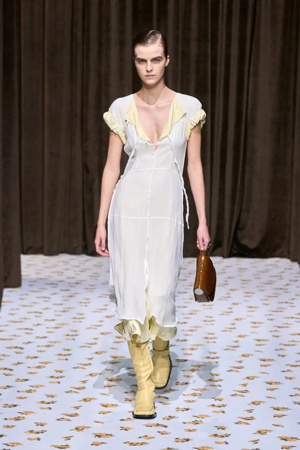 00026-jil-sander-spring-2025-ready-to-wear-credit-gorunway